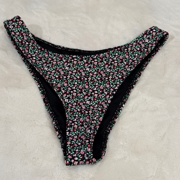 New! Frankies Bikinis Dove Classic Bikini Bottom in Summer Nights 31504 - Picture 6 of 12